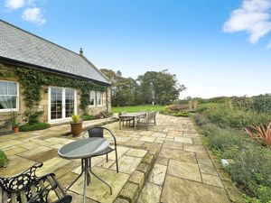 Photo 30- click for photo gallery